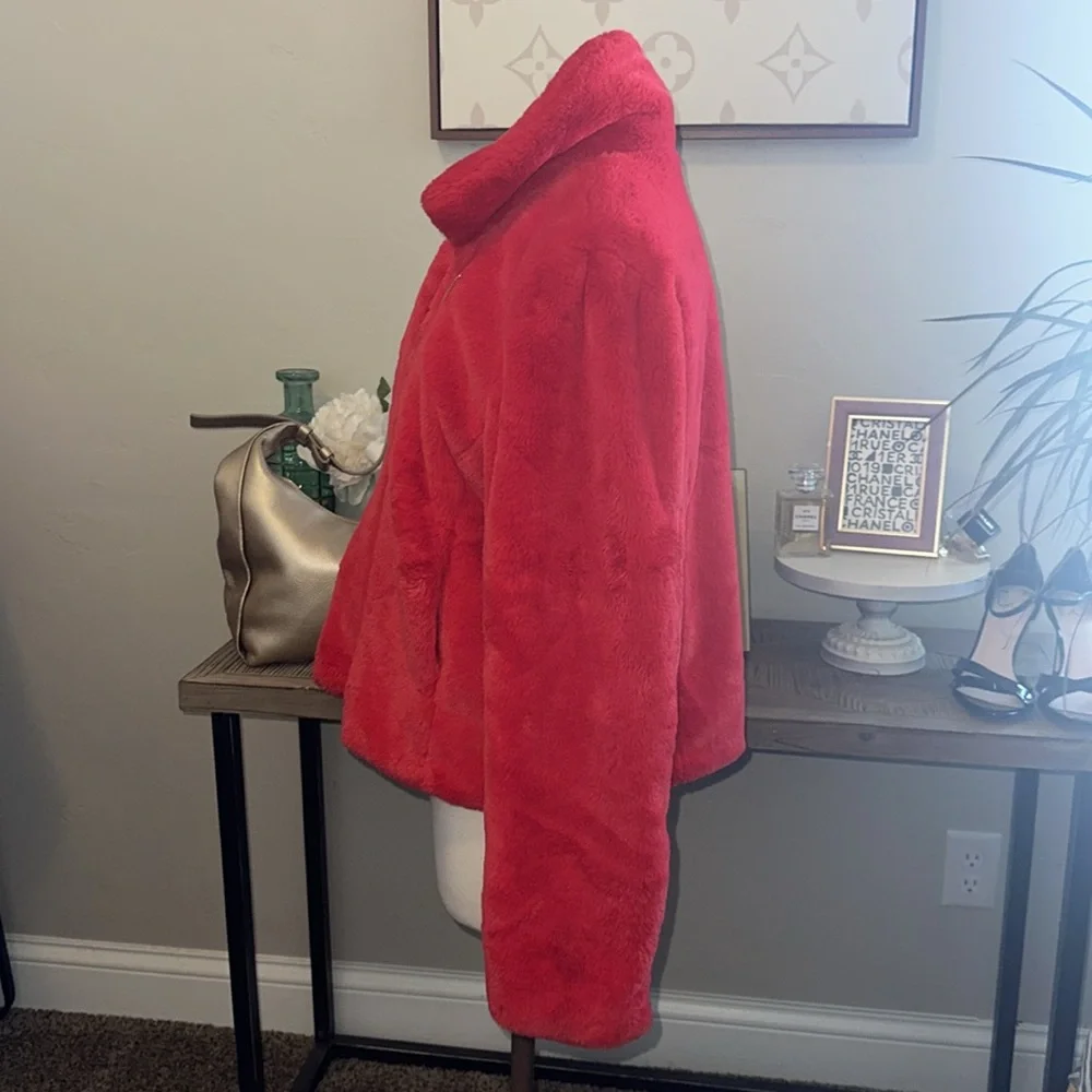 Bagatelle NYC Red Faux Fur Angle Zip Fuzzy Teddy Jacket Women’s Size Large - Picture 5 of 10